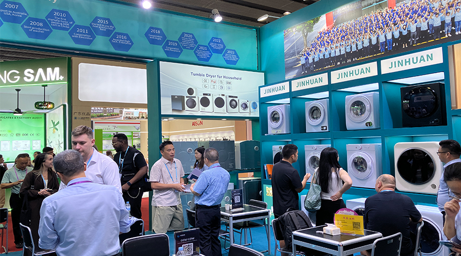 廣交會新老朋友齊聚，金環(huán)電器展位人氣旺