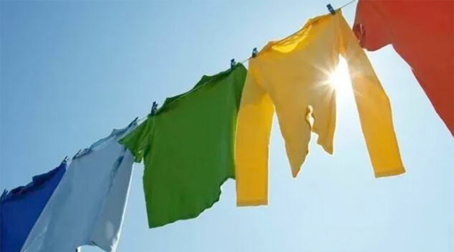 家用衣服烘干機(jī)與太陽晾曬干衣相比，哪種更節(jié)省能源？