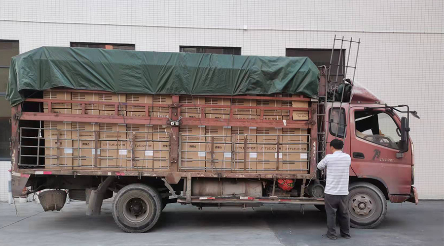 15天，金環(huán)電器順利完成電商客戶的內(nèi)衣干衣機(jī)出貨