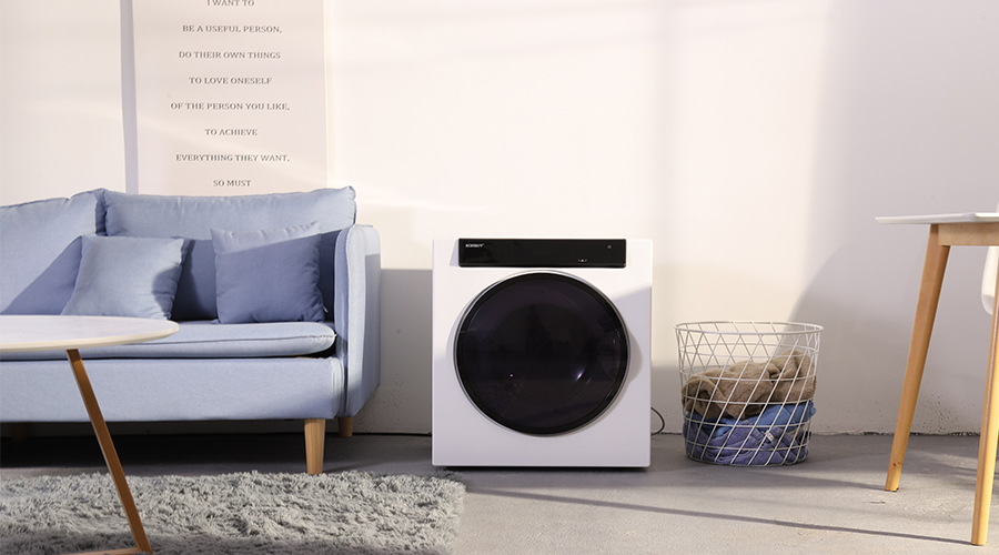 羽絨服，到底該不該用滾筒干衣機(jī)進(jìn)行烘干？