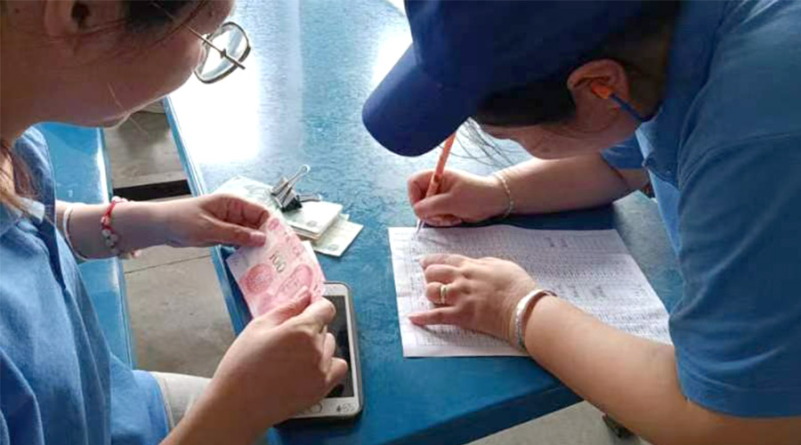 情系職工！金環(huán)電器為員工發(fā)放中秋暖心福利